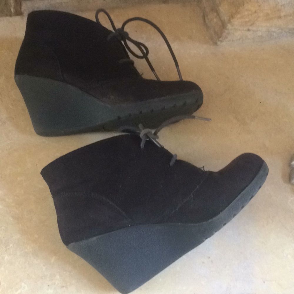 White Mountain Irma Heeled Lace Up Vegan Booties Black Size 7.5 - Picture 2 of 8